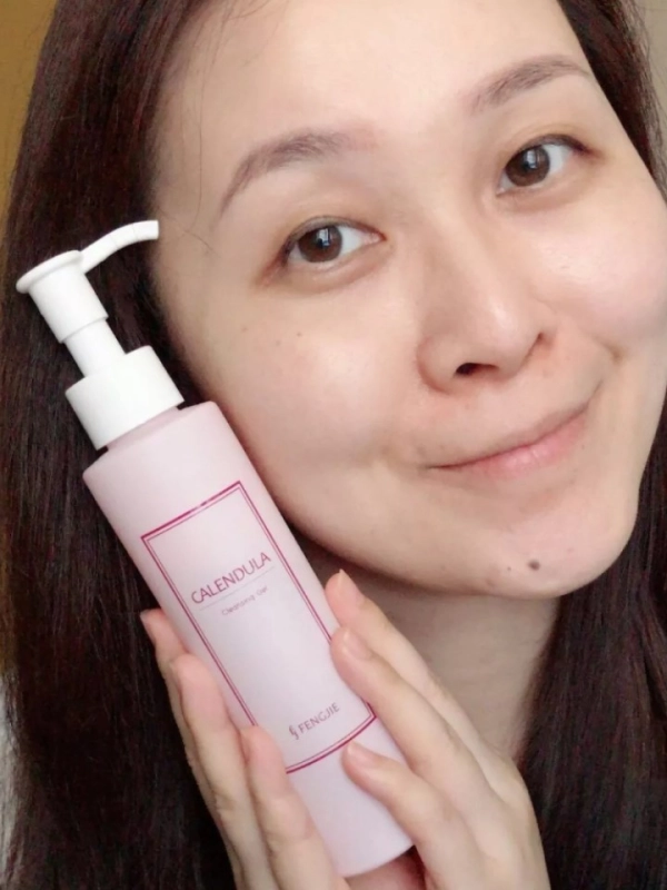 使用者分享:【doris_skincare】洗卸丨洗卸合一,一瓶即可完成臉部清潔