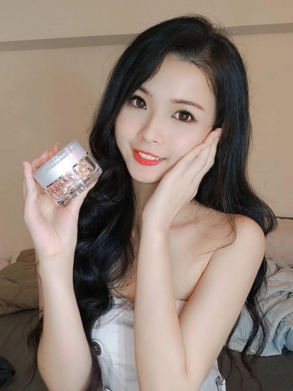 使用者分享:【宓凌 Talise】保養丨不用美顏相機也是美顏大咖【豐潤肌膚-打造素顏美肌】
