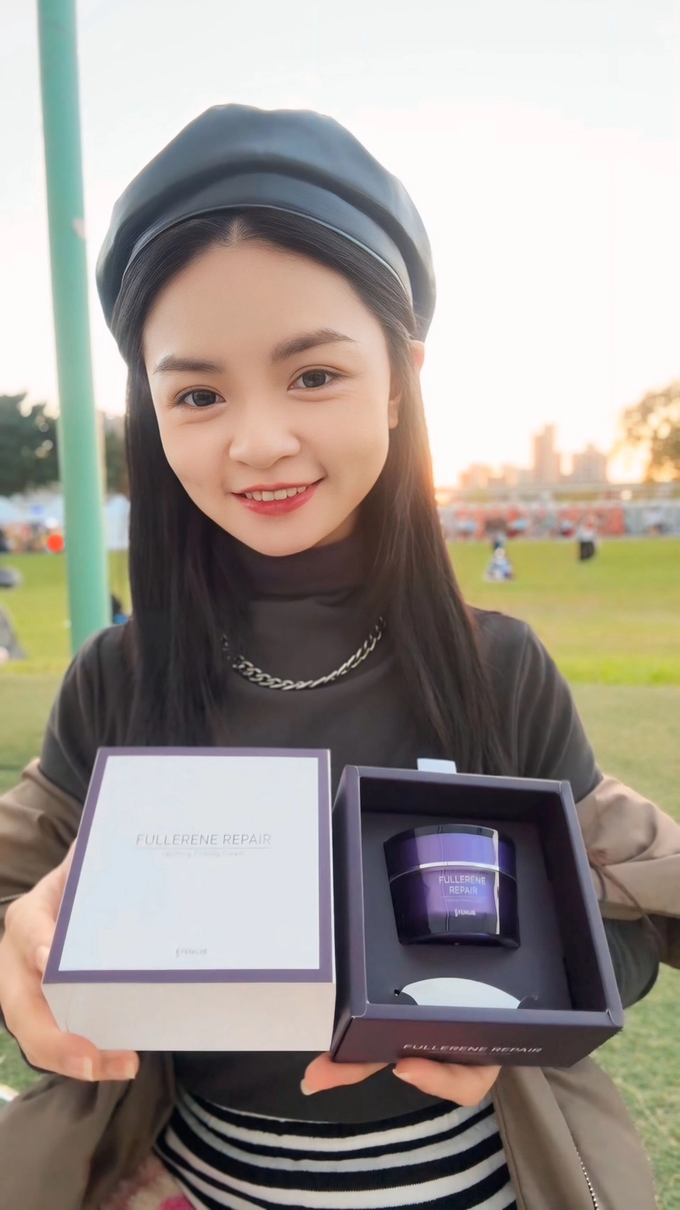 使用者分享：【睿睿x萱萱】保養｜富勒烯肌因逆齡霜（紫鑽瓶），真的有讓我停下來認真觀察自己的臉