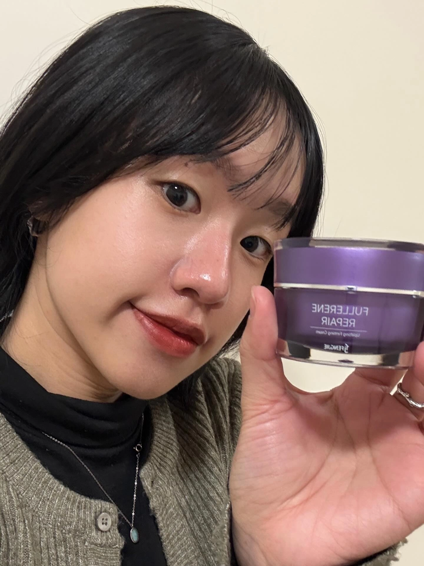 使用者分享：【石枂 Shih yue】保養｜敏感肌也能安心嘗試的 MIT 乳霜 豐傑生醫・富勒烯肌因逆齡霜