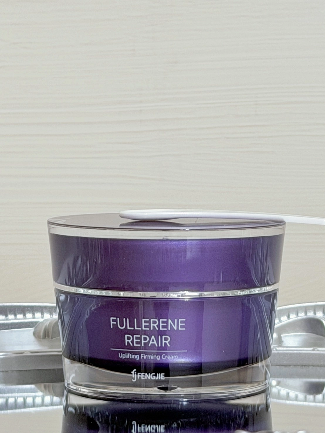 富勒烯肌因逆齡霜