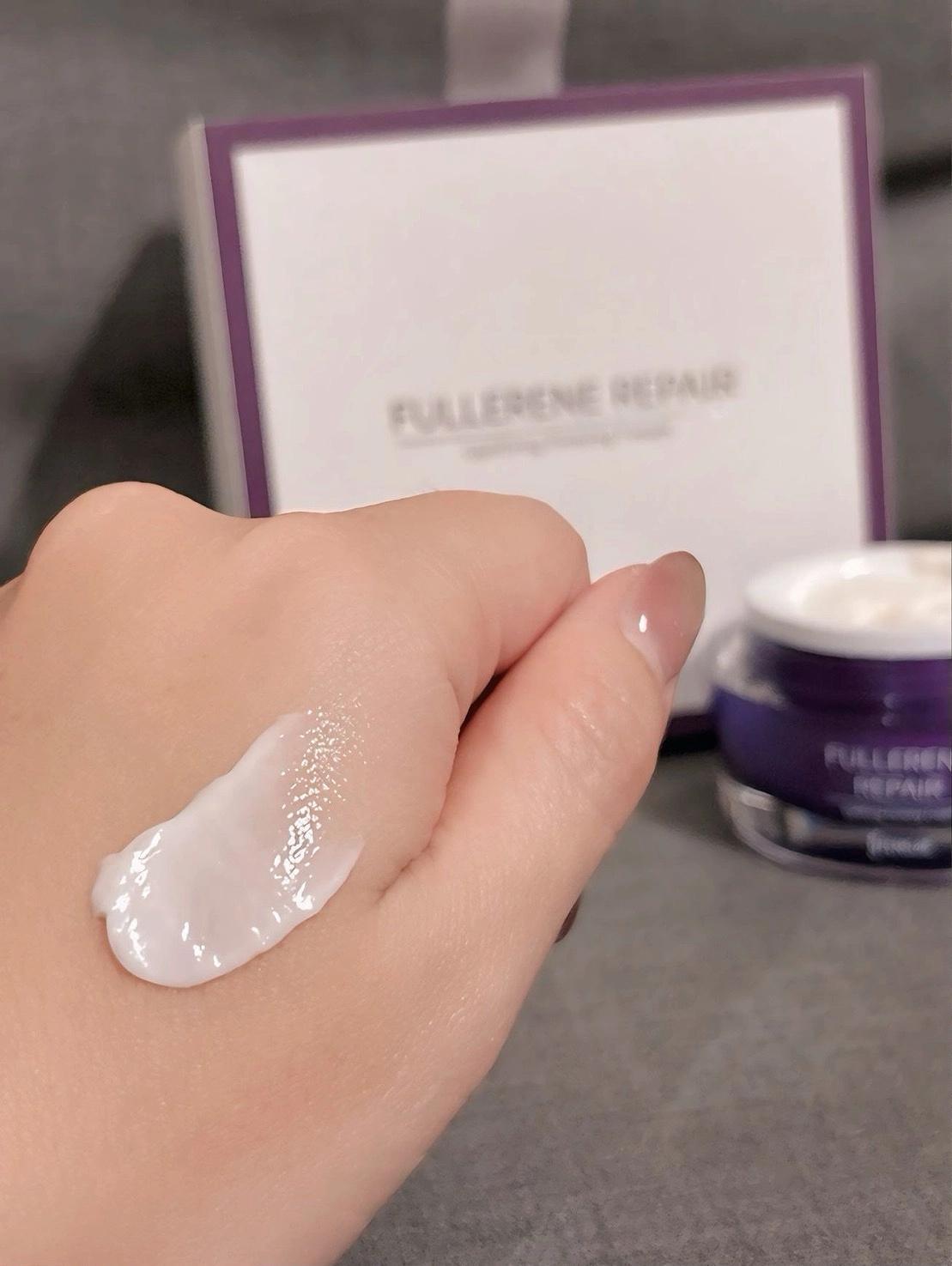 富勒烯肌因逆齡霜