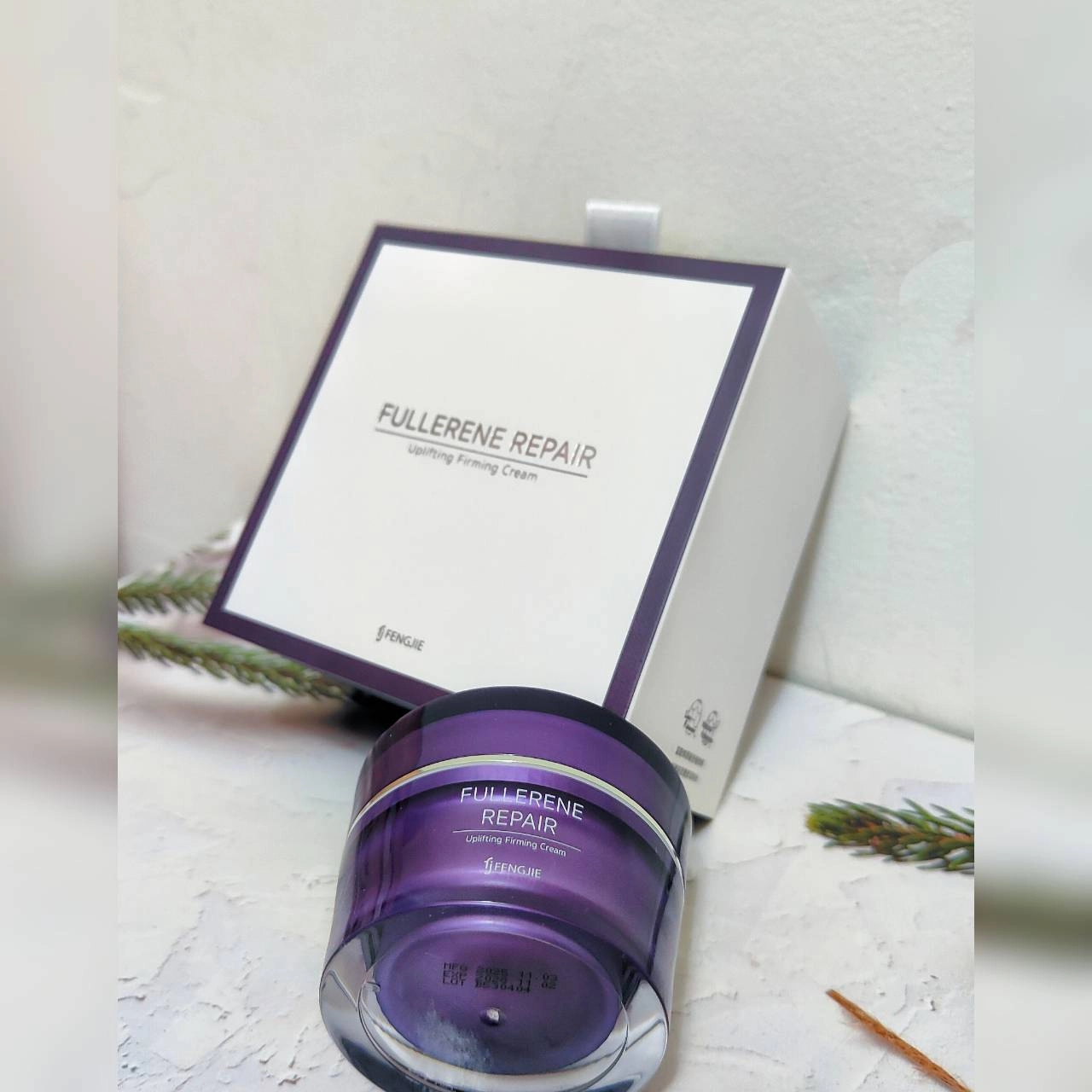 富勒烯肌因逆齡霜