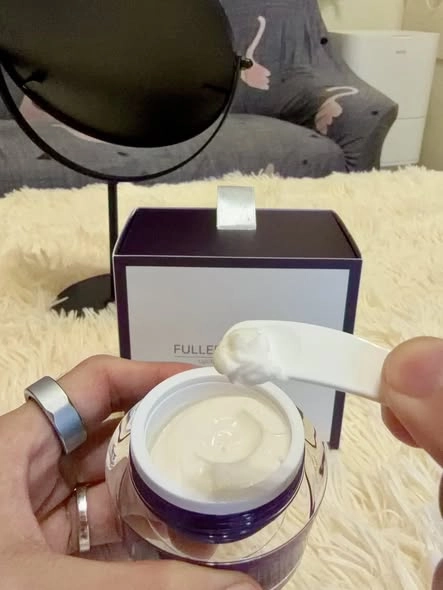 富勒烯肌因逆齡霜