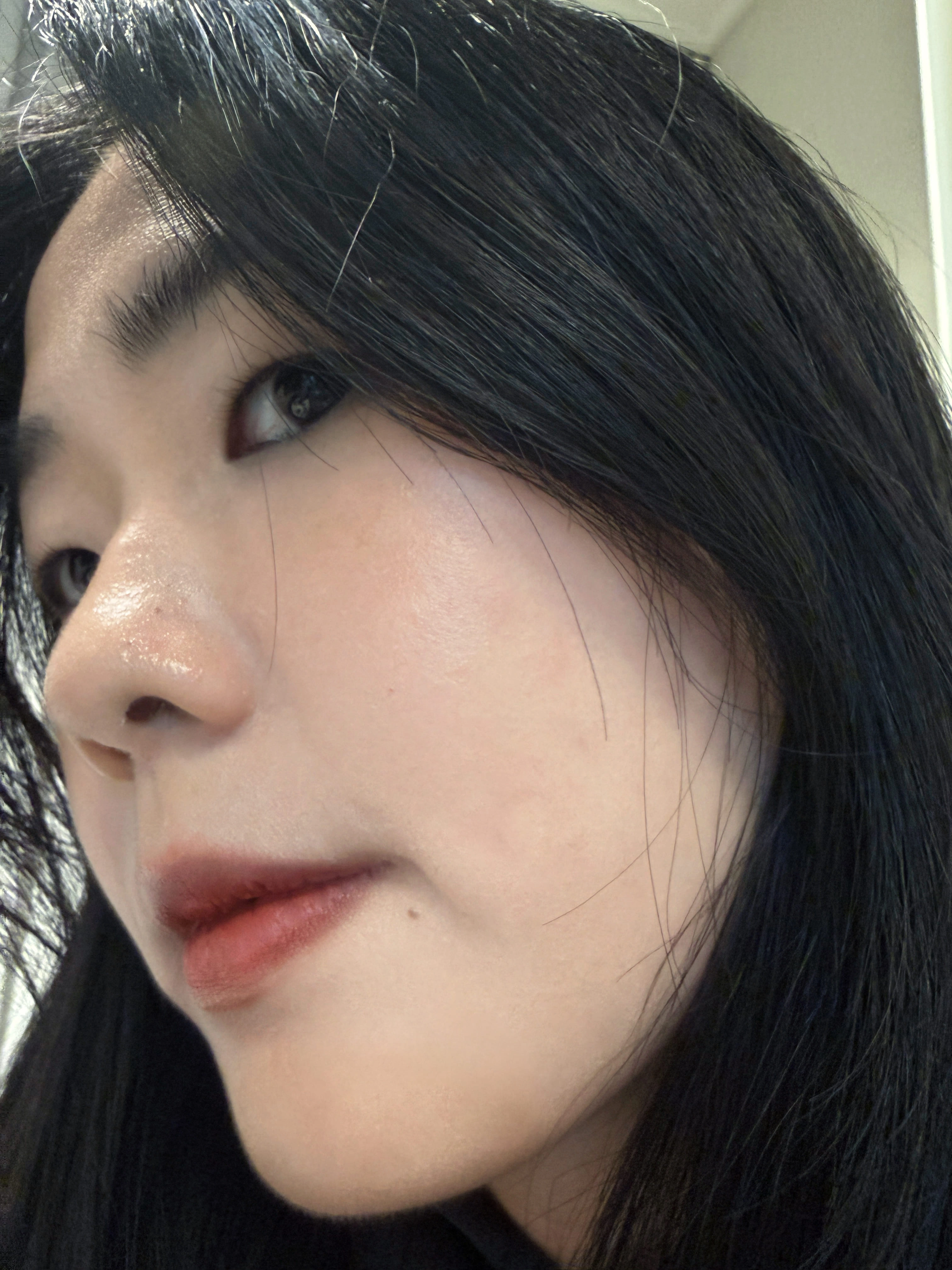 零粉感控油美白CC霜