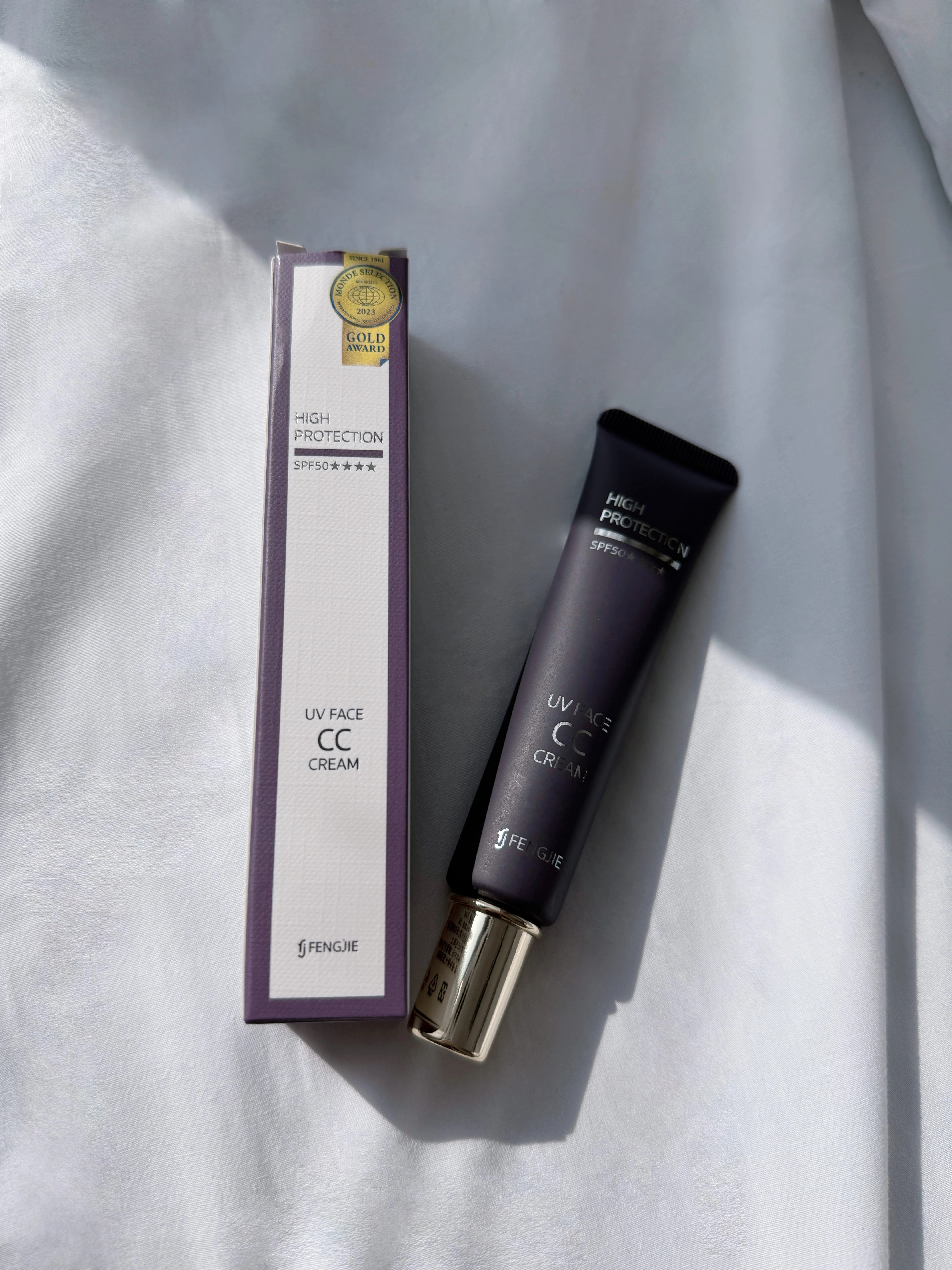 零粉感控油美白CC霜